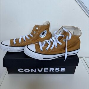 Converse Unisex Chuck Taylor All Star High Top Sneakers Burnt Honey
Women’s 8